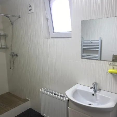 Гостинний Двір У Дядька Івана Apartment Mizhhirya  Exterior photo